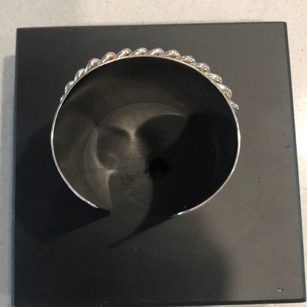Stunning Cuff - image 2